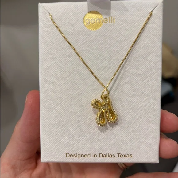 NIB Gemelli initial necklace “K” - Picture 2 of 4
